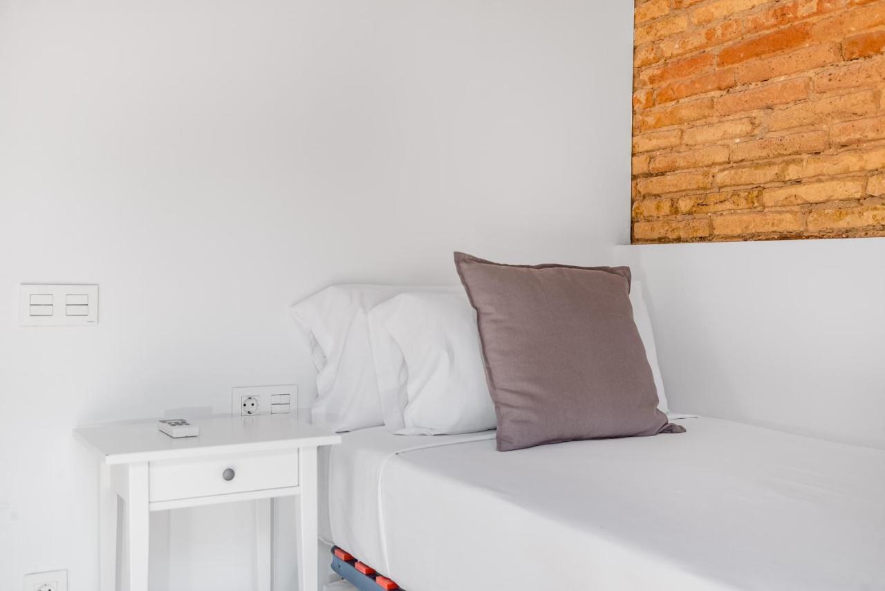Sant Pau Ramblas Serennia Raval 3 Apartment